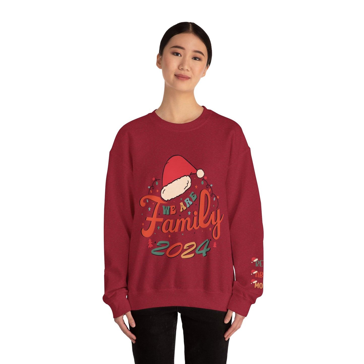 Family 2024 Unisex Sweatshirt with Personalized Family Names Sleeve Design