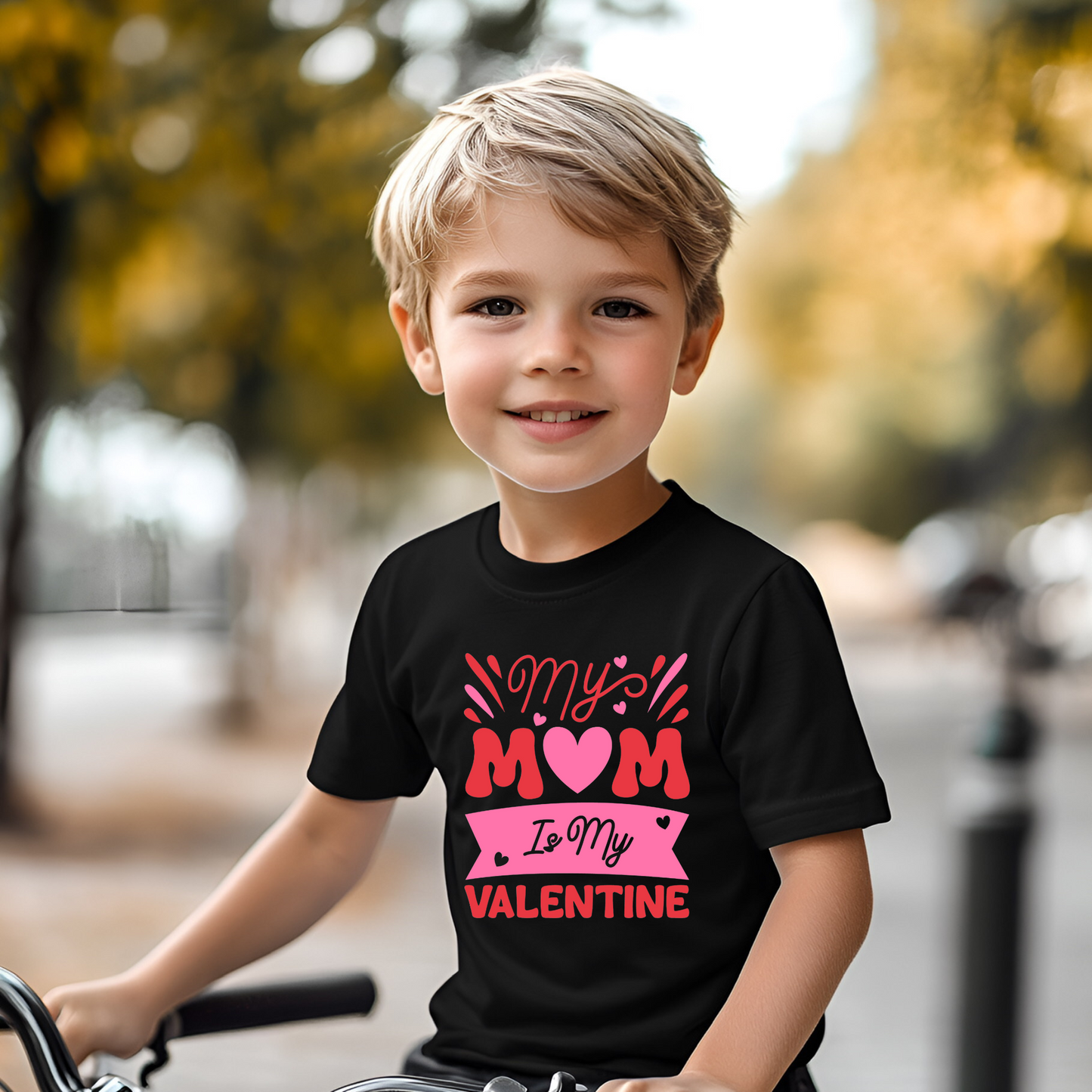 "My Mom is My Valentine" - Kids' T-shirt / Onesie